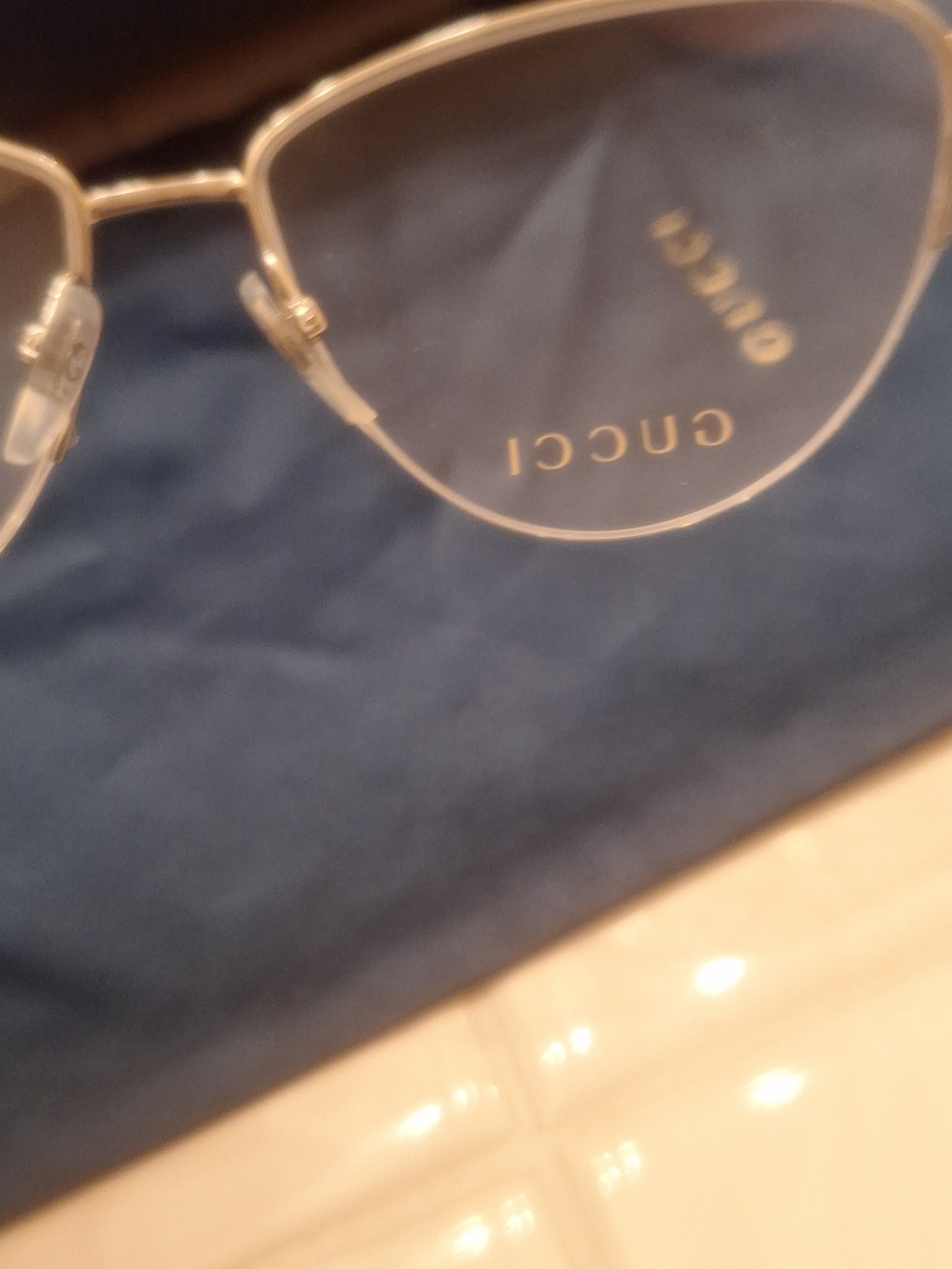 Gucci Clear Frame Glasses - Picture 7 of 13